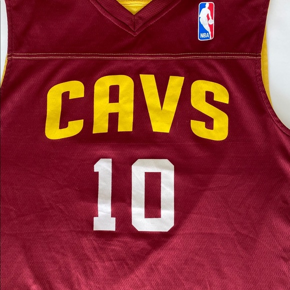 Team NBA CAVS  #10 Jersey - Picture 2 of 7